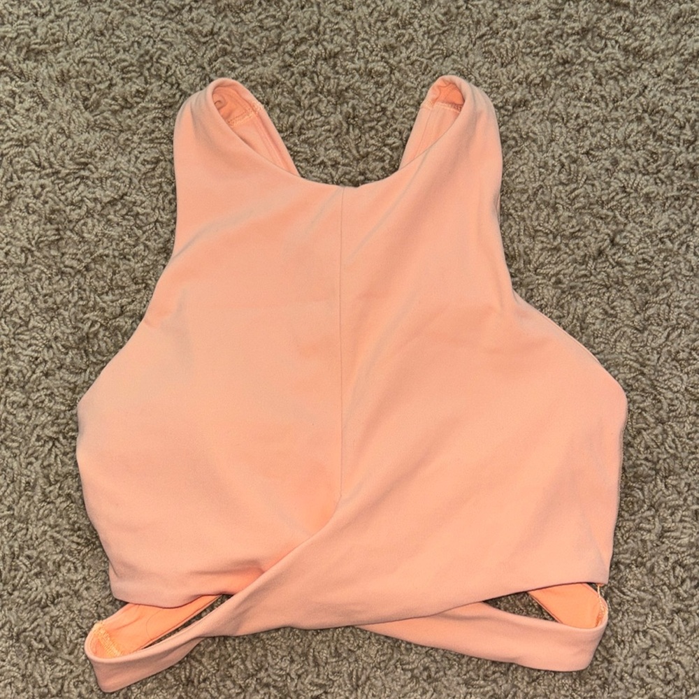 Athleta cut out crop top